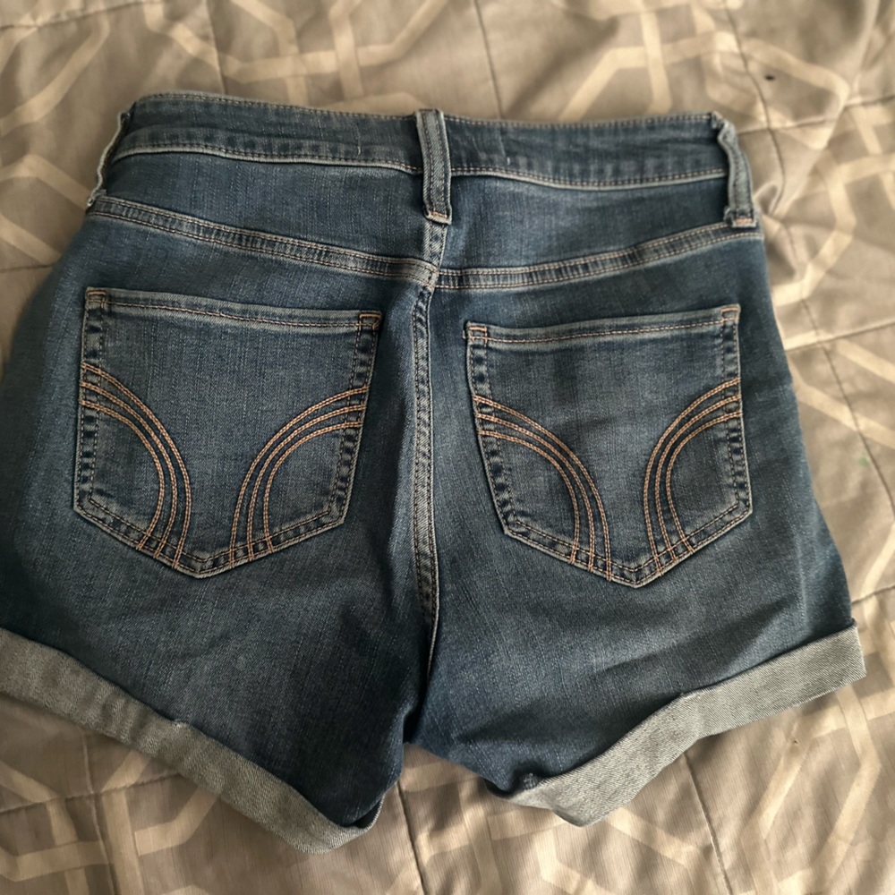 Hollister shorts womens